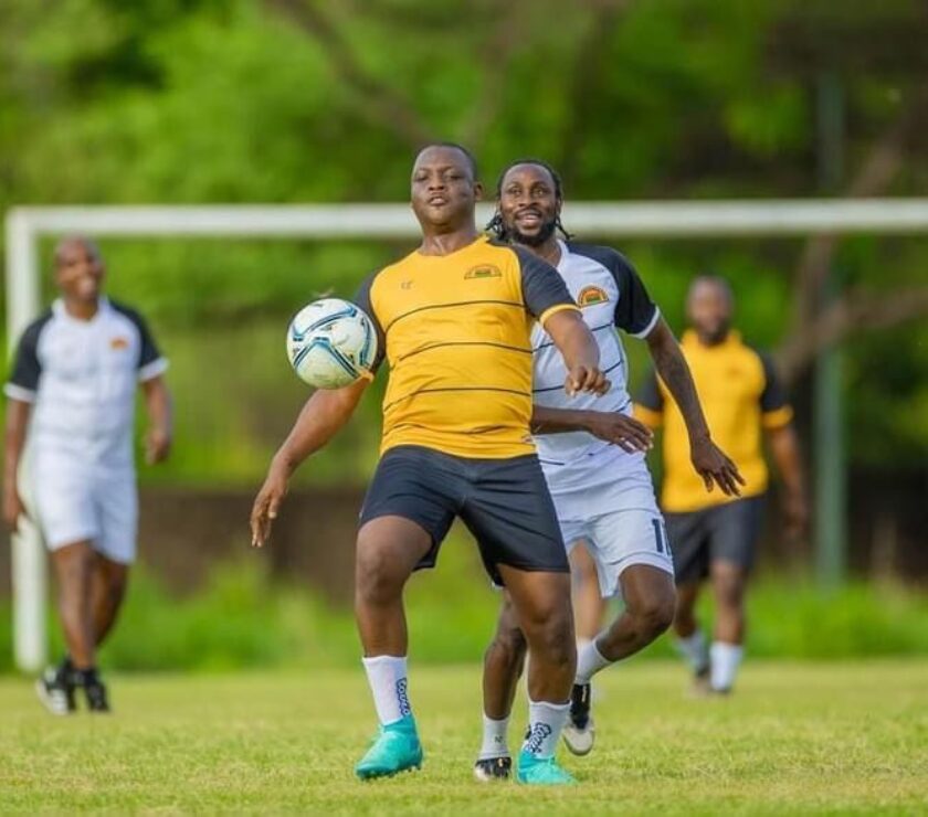 le Président IB a joué un match de gala avec les anciens pro du Burkina